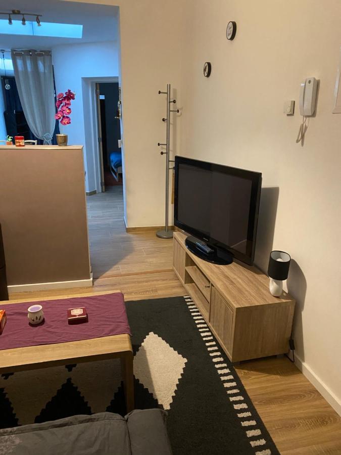 Superbe Appartement Шарлеруа Экстерьер фото