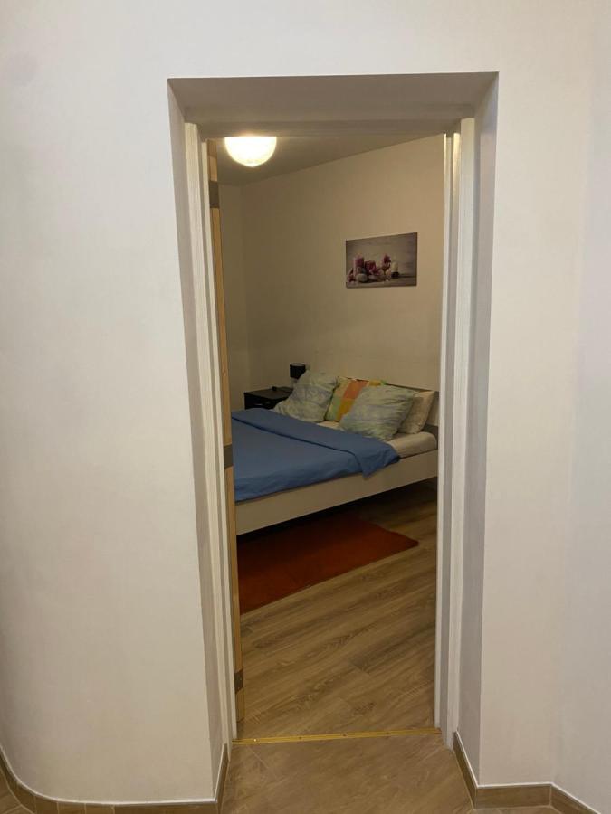 Superbe Appartement Шарлеруа Экстерьер фото