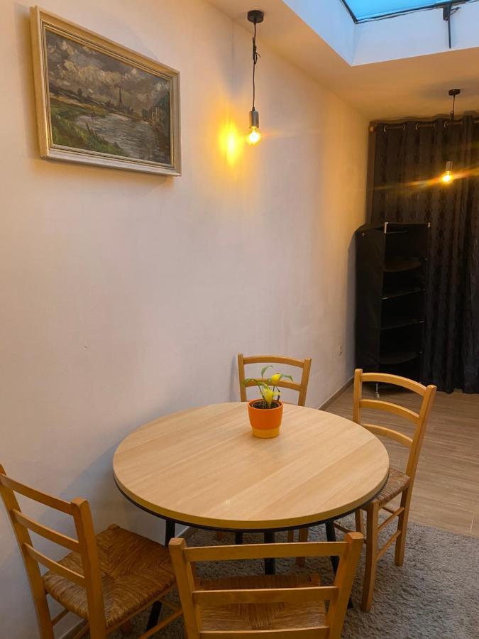 Superbe Appartement Шарлеруа Экстерьер фото